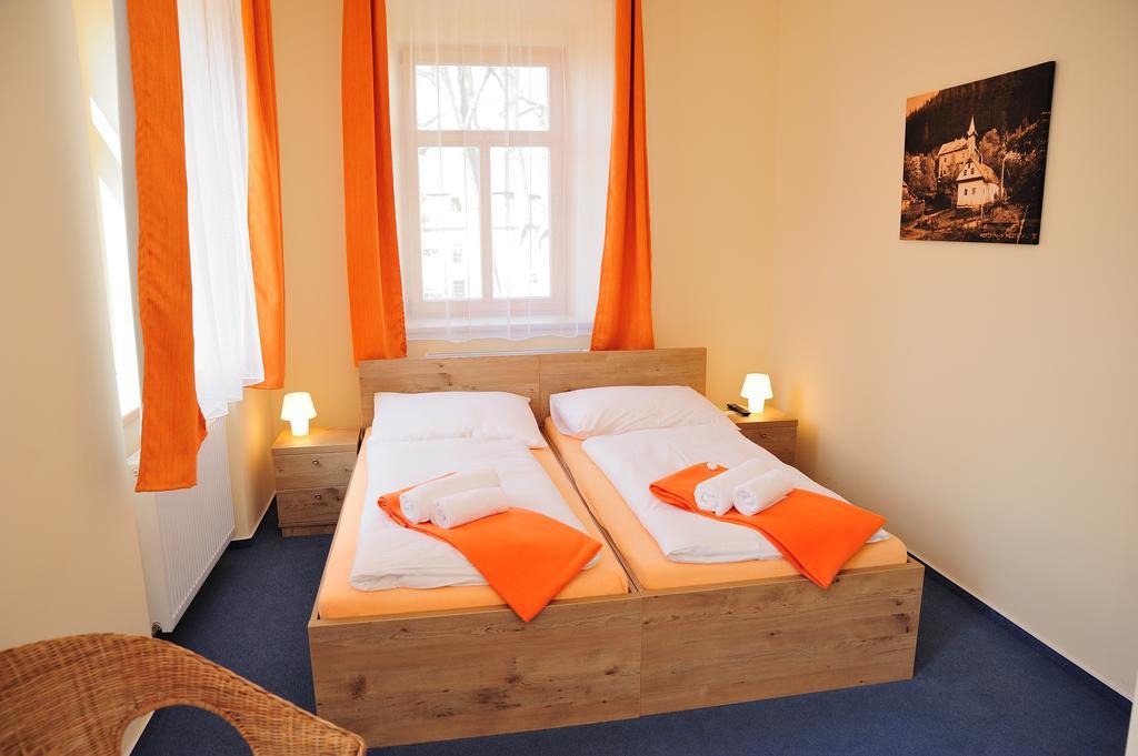 Hotel Praha Potštejn Habitación foto